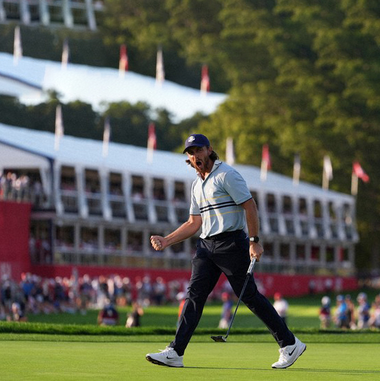 Alpha Tommy, Rory trầm lặng, và sự thoái trào của giới celeb: 10 điều đáng chú ý tại Pebble Beach