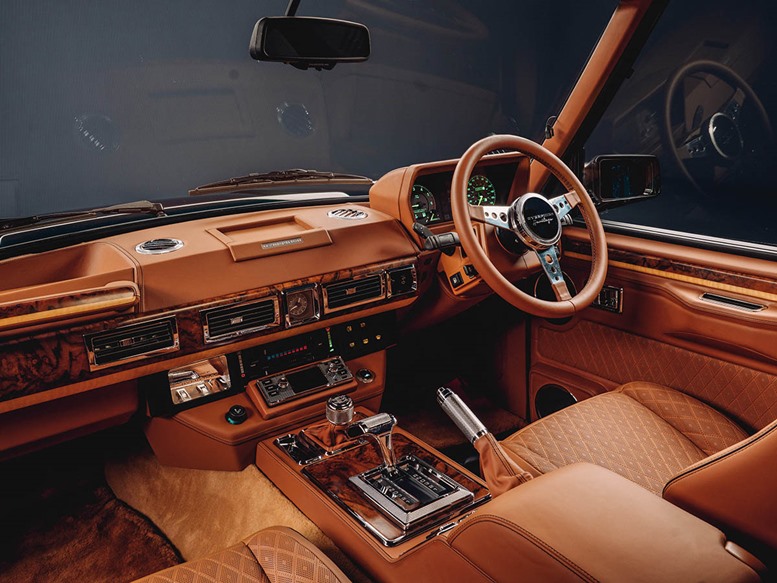 Overfinch-Range-Rover-Heritage-Center-Console