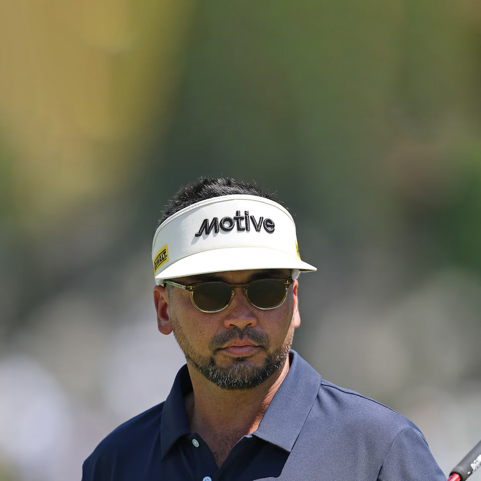 Tại sao PGA Tour đột ngột thay đổi chính sách mạng xã hội?