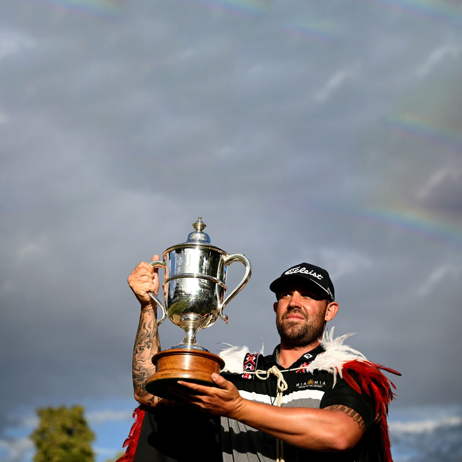 Cựu thành viên băng đảng xe máy Ryan Peake vô địch New Zealand Open, giành vé dự Open Championship.