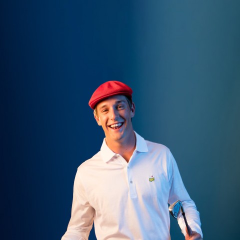 Bryson Dechambeau đánh bóng kiểu Happy Gilmore ở tee đầu Ryder cup