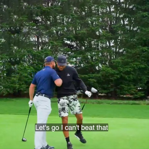 Stephen Curry khiến Bryson DeChambeau 'kinh ngạc' với cú phát bóng bay thẳng green trên hố par 4 dài 320 yard
