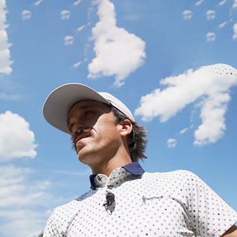  Chaz Bowker làm nên chuyện lớn tại Internet Invitational