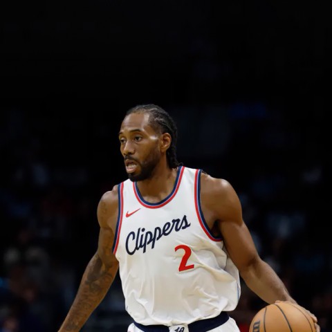 Công việc của Kawhi Leonard bị bóc phốt bởi Pinehurst Resort