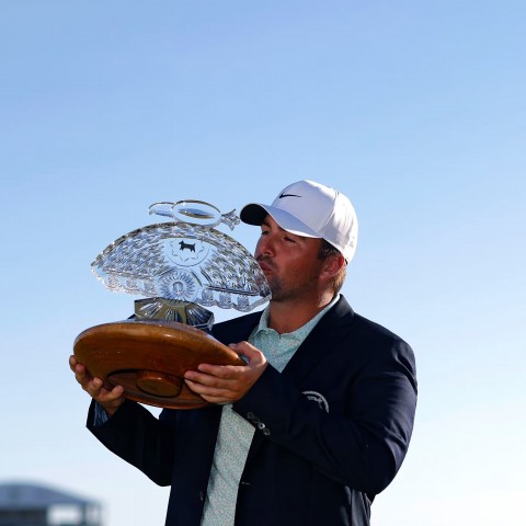 Chris Gotterup dành chức vô địch WM Phoenix Open làm quà cưới tặng bạn thân