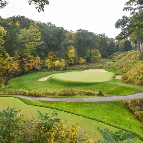 Vì sao sân golf ngắn nhất thế giới lại hấp dẫn đến thế?