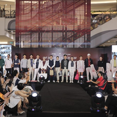 Le coq sportif thăng hoa cùng nghệ thuật cắt dán