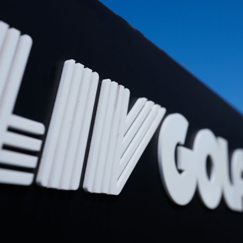 LIV Golf từ bỏ danh hiệu 'Đặc trưng' của mình