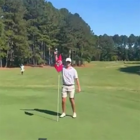 Golfer sinh viên tạo nên kỳ tích: Hai cú hole-in-one trong một ngày trên cùng một hố golf