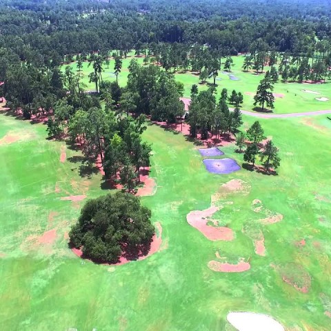 Vẻ đẹp rực lửa của Augusta National giữa mùa hè