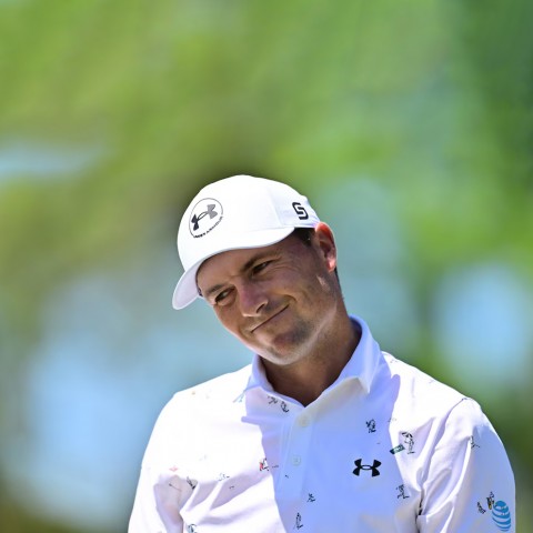 Bạn đồng hành mổ xẻ lối chơi 