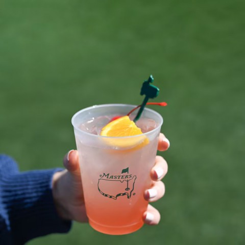 Thử ngay 2 công thức Cocktail Masters độc đáo tại nhà