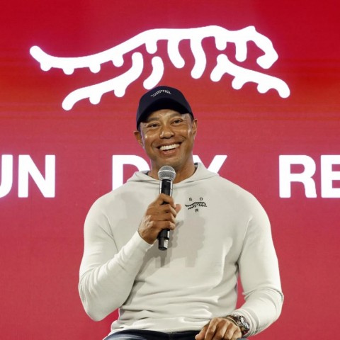 Tiger Woods tiết lộ ý nghĩa đằng sau logo mới của thương hiệu Sun Day Red