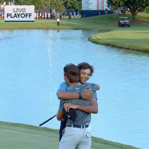 Thần đồng 17 tuổi cùng Charlie Woods tiến vào U.S. Open