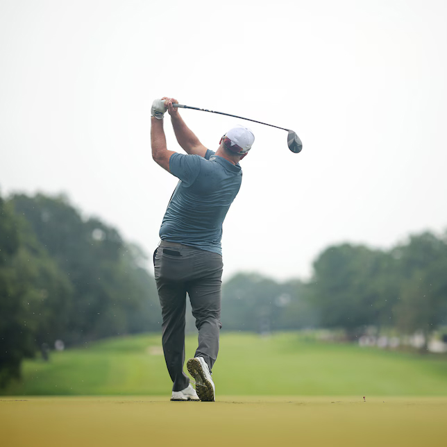 Một cú xoay chuyển cục diện của Ryan Fox tại Tour Championship
