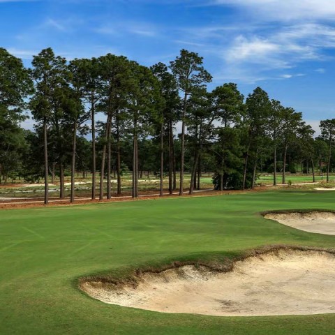 Pinehurst số 4 tái mở cửa sau khi hoàn tất cải tạo