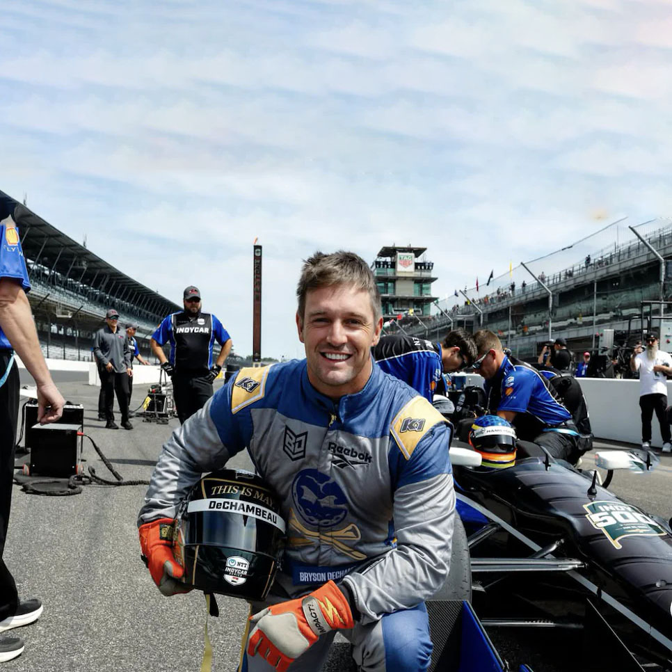 Bryson DeChambeau 'phá đảo' Indy 500: Drive bóng bay 500 yard, đua xe tốc độ 290km/h