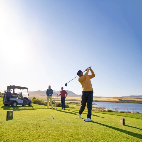 Các vị trí an toàn trên sân tập golf