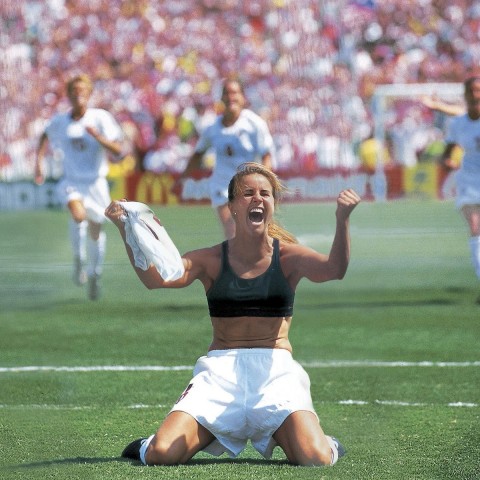 Brandi Chastain: Từ ngôi sao bóng đá huyền thoại đến người đam mê golf