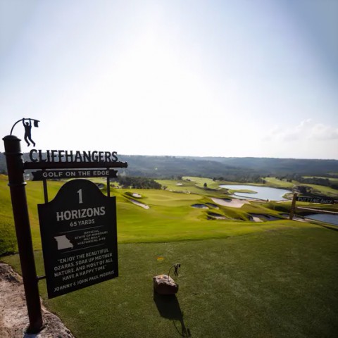 Sân golf Cliffhangers - Tuyệt tác mới tại Big Cedar Lodge  