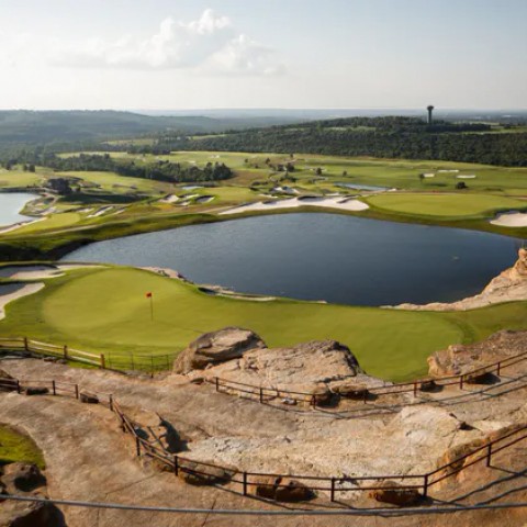 Cái nhìn đầu tiên về Cliffhangers sân golf par-3 mới do Johnny Morris thiết kế tại Big Cedar Lodge