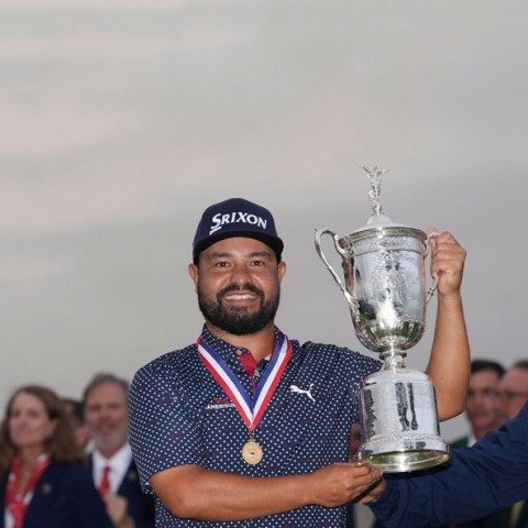 J.J. Spaun: Từ tay golf vô danh đến nhà vô địch U.S. Open đầy cảm hứng  