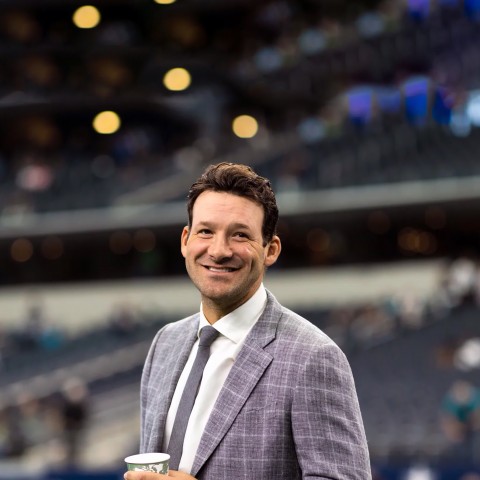 Cựu QB NFL Tony Romo tiếp tục sự nghiệp golf tại giải đấu Illinois