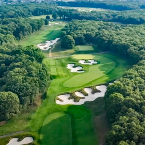 Những tay golf ở Long Island tự lập câu lạc bộ riêng. Giờ đây, số hội viên tăng chóng mặt