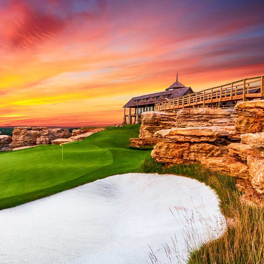 Top 10 khu nghỉ dưỡng chơi golf tuyệt vời nhất có nhà nghỉ hoặc cabin cá nhân