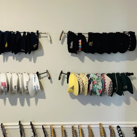 Phỏng vấn người sưu tập hơn 225 mũ lưỡi trai golf